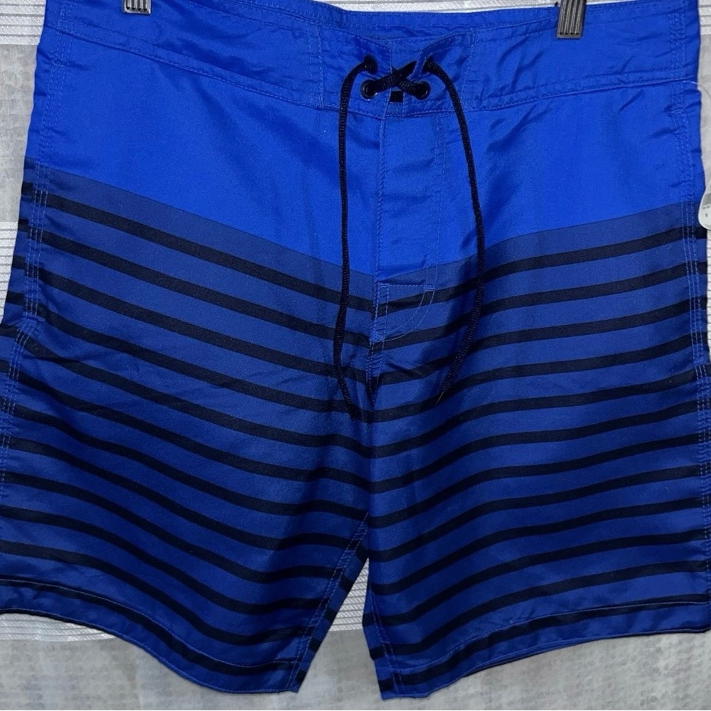 GAP Men's Blue and Navy Striped Swim Trunks NWT